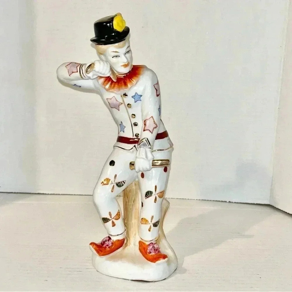 Hand Painted Porcelain Ceramic Figurine Pierrot Harlequin Clown Gilded 11”x4”